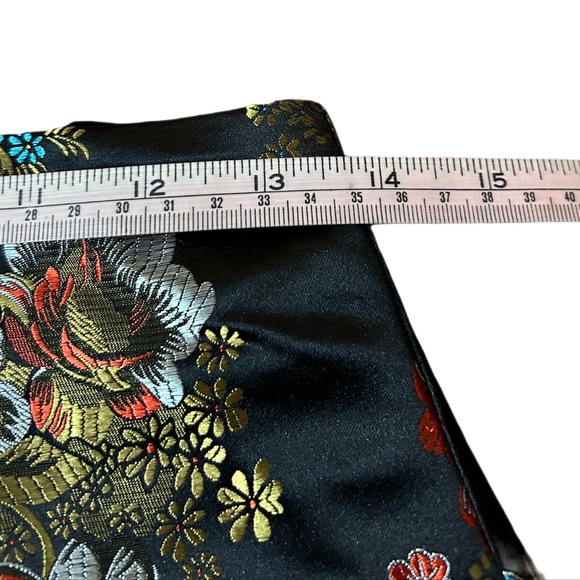 🇨🇦3/$15 Satin Black midi Skirt - Picture 3 of 5